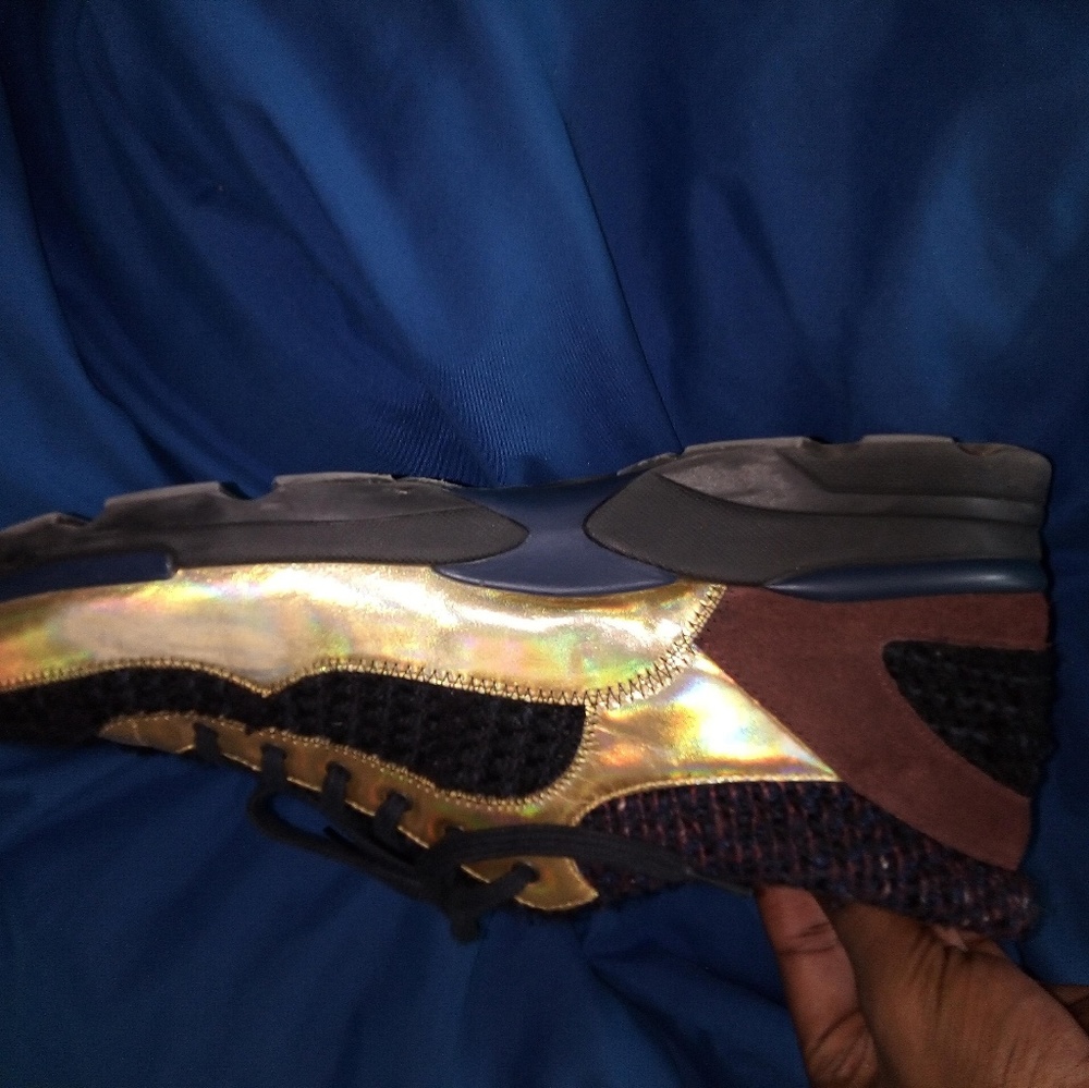 Chanel sneakers - Picture 3 of 5